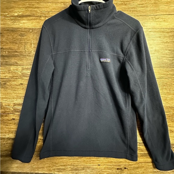Patagonia Navy Blue Long Sleeve Fleece Pullover Sweatshirt - Picture 1 of 6